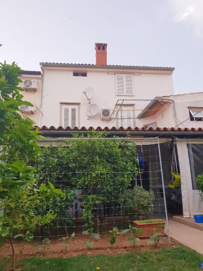 Guesthouse Fatuta Cres Kültér fotó